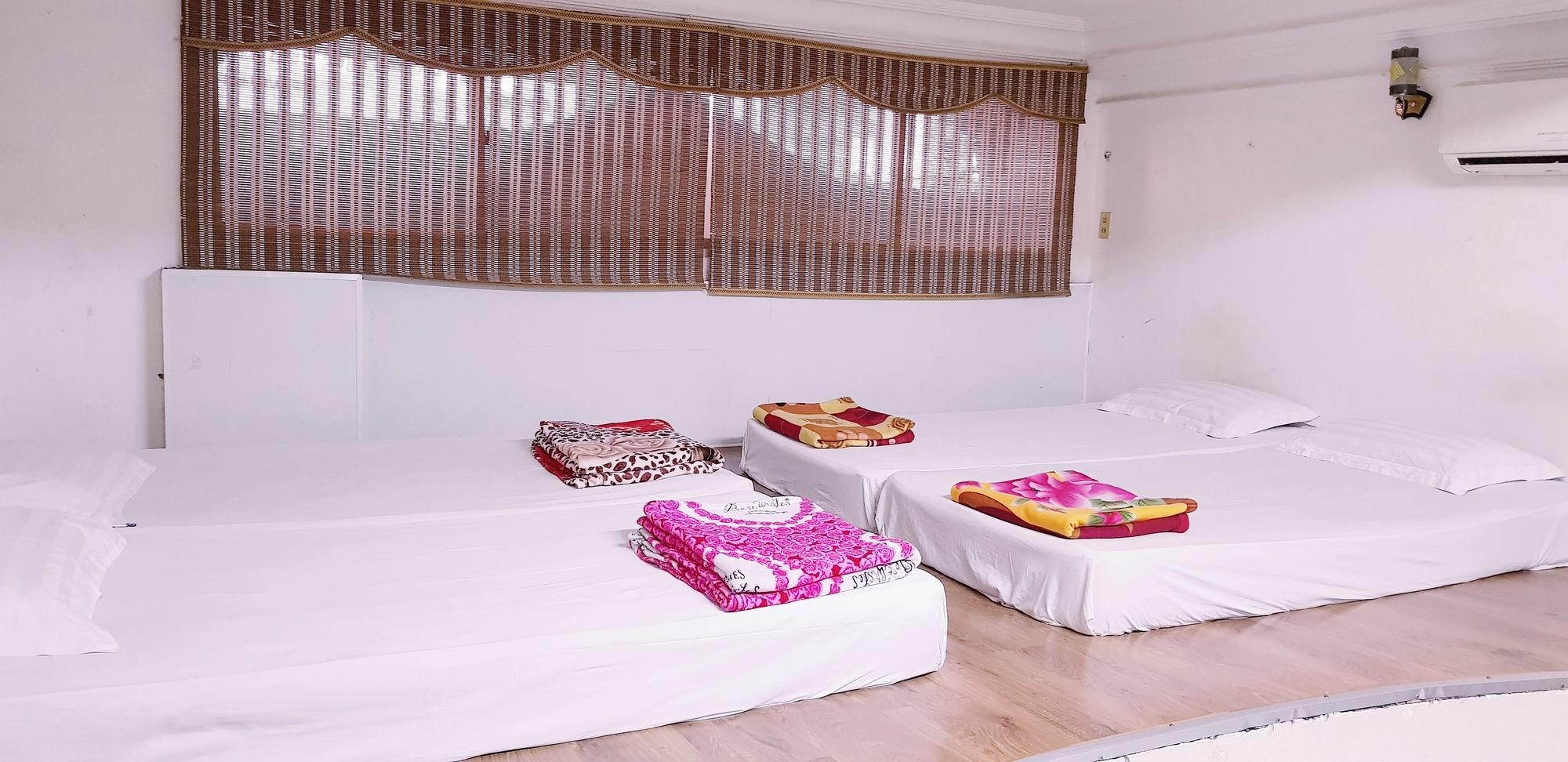 הו צ'י מין סיטי Vinh Hostel מראה חיצוני תמונה